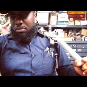 Meet your Posher, Joshua